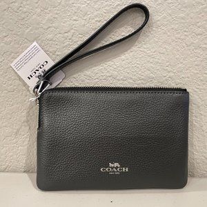 Coach Corner Zip Wristlet Boxed w/ Glitter Patch Star Brand New w/Tags A…